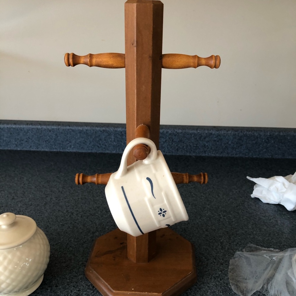 Longaberger mug holder